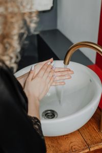 Home Rioolverstopping in Blokker: borrelgeluiden en trage afvoer zijn waarschuwingstekenen die snelle actie vereisen